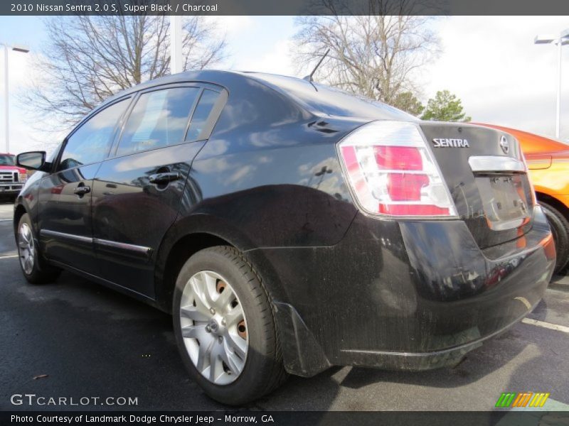 Super Black / Charcoal 2010 Nissan Sentra 2.0 S