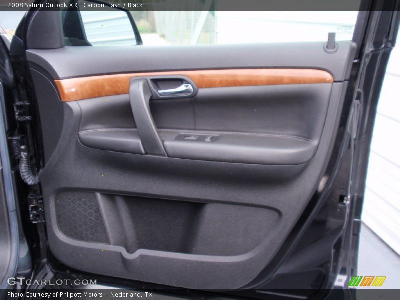 Carbon Flash / Black 2008 Saturn Outlook XR
