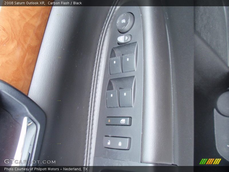 Carbon Flash / Black 2008 Saturn Outlook XR
