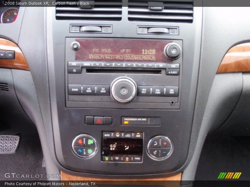 Carbon Flash / Black 2008 Saturn Outlook XR
