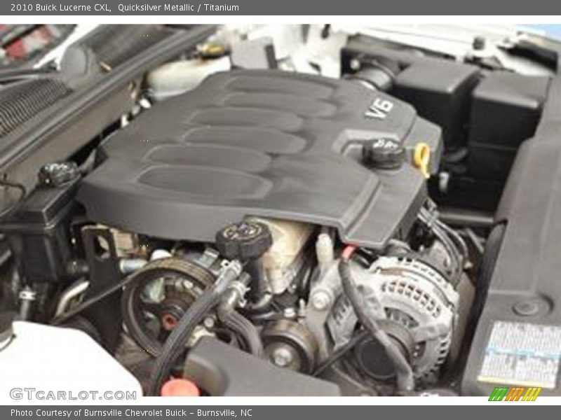 Quicksilver Metallic / Titanium 2010 Buick Lucerne CXL