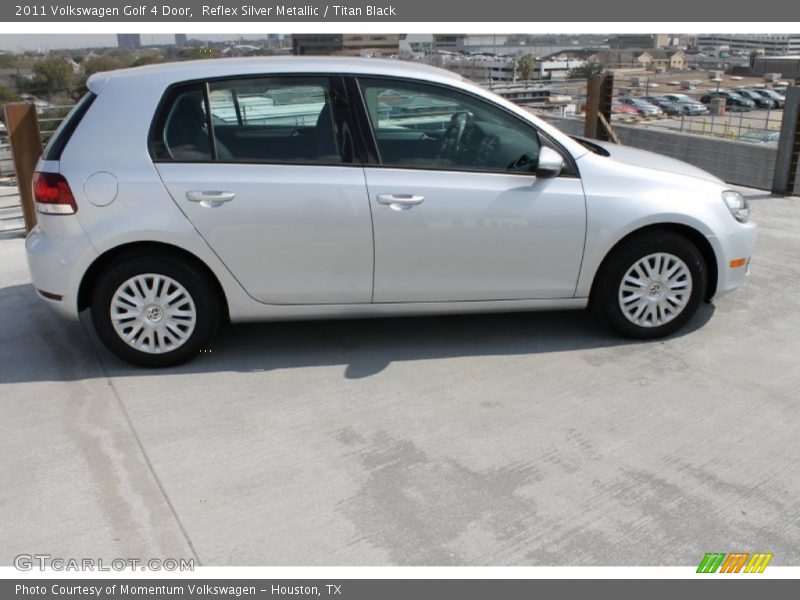 Reflex Silver Metallic / Titan Black 2011 Volkswagen Golf 4 Door