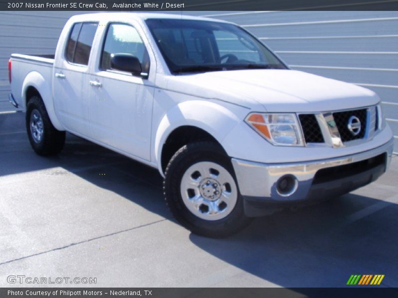 Avalanche White / Desert 2007 Nissan Frontier SE Crew Cab