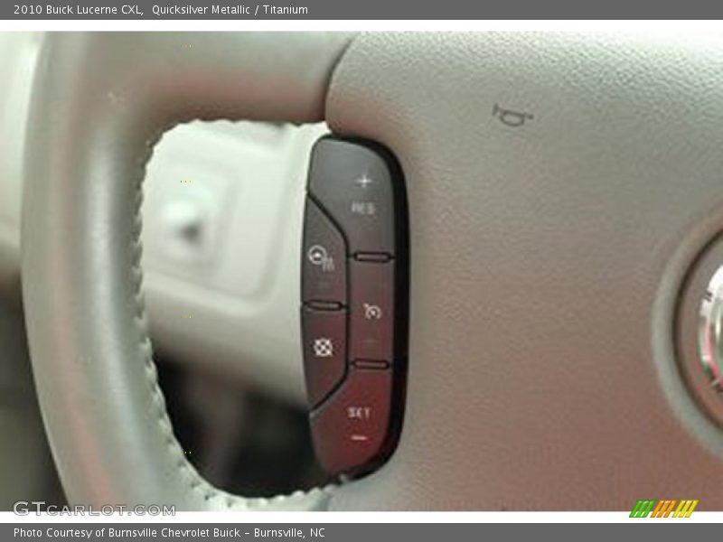 Quicksilver Metallic / Titanium 2010 Buick Lucerne CXL