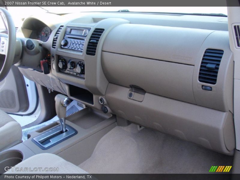 Avalanche White / Desert 2007 Nissan Frontier SE Crew Cab