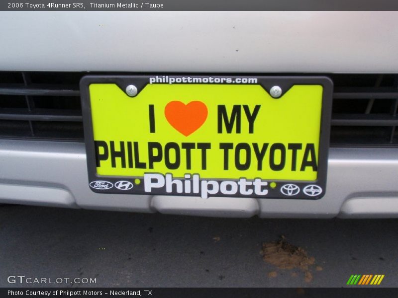 Titanium Metallic / Taupe 2006 Toyota 4Runner SR5