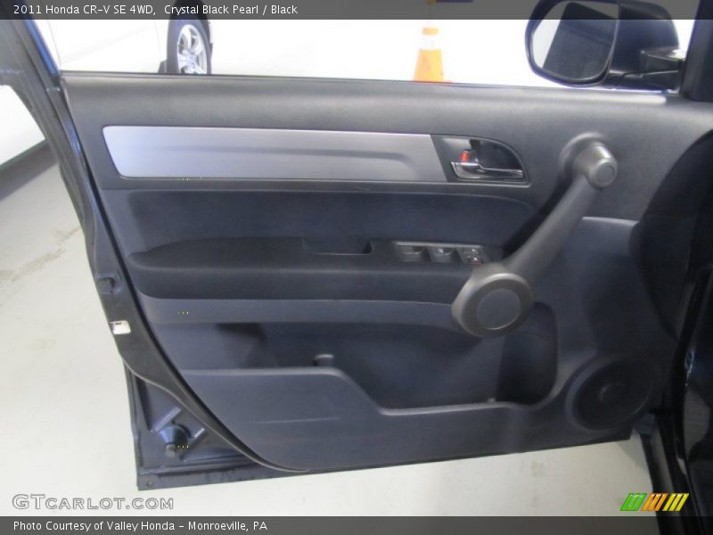 Crystal Black Pearl / Black 2011 Honda CR-V SE 4WD