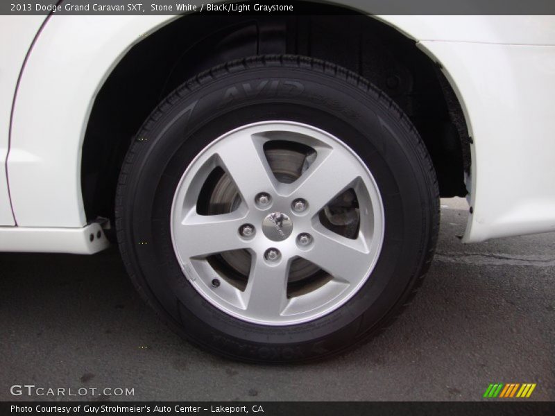 Stone White / Black/Light Graystone 2013 Dodge Grand Caravan SXT