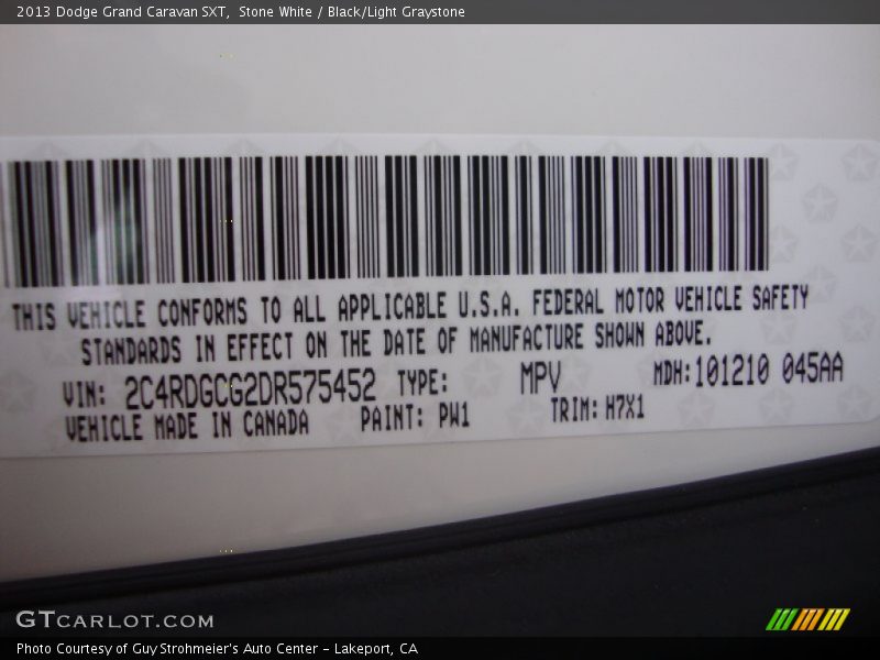 Stone White / Black/Light Graystone 2013 Dodge Grand Caravan SXT