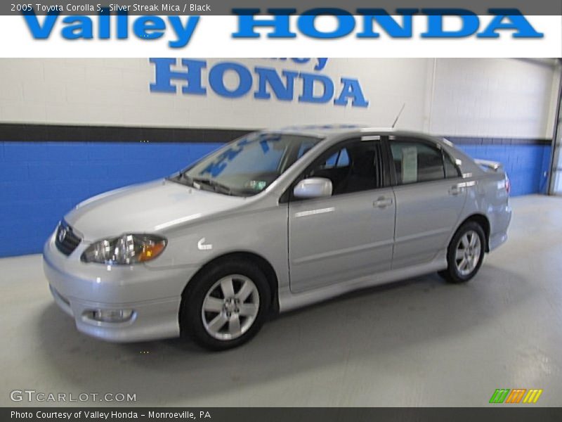 Silver Streak Mica / Black 2005 Toyota Corolla S