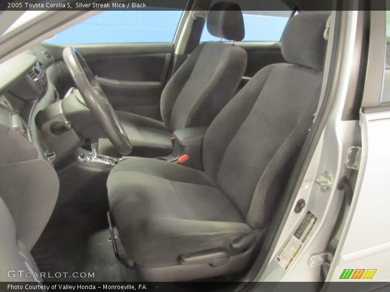 Silver Streak Mica / Black 2005 Toyota Corolla S