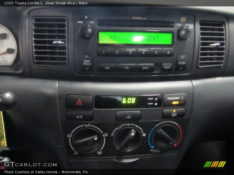 Silver Streak Mica / Black 2005 Toyota Corolla S