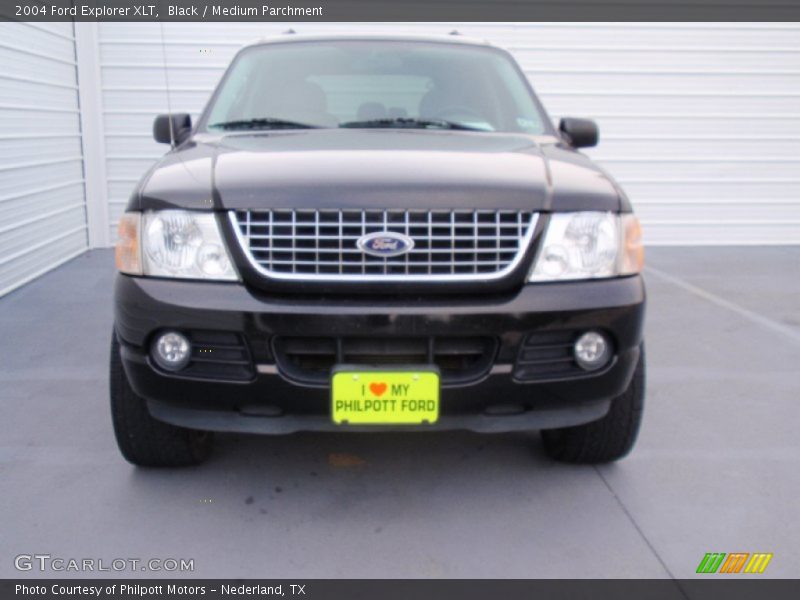 Black / Medium Parchment 2004 Ford Explorer XLT