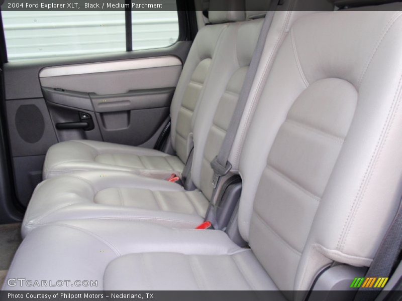 Black / Medium Parchment 2004 Ford Explorer XLT