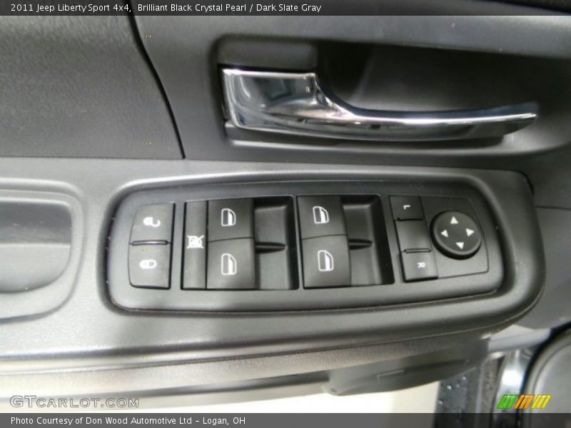 Brilliant Black Crystal Pearl / Dark Slate Gray 2011 Jeep Liberty Sport 4x4