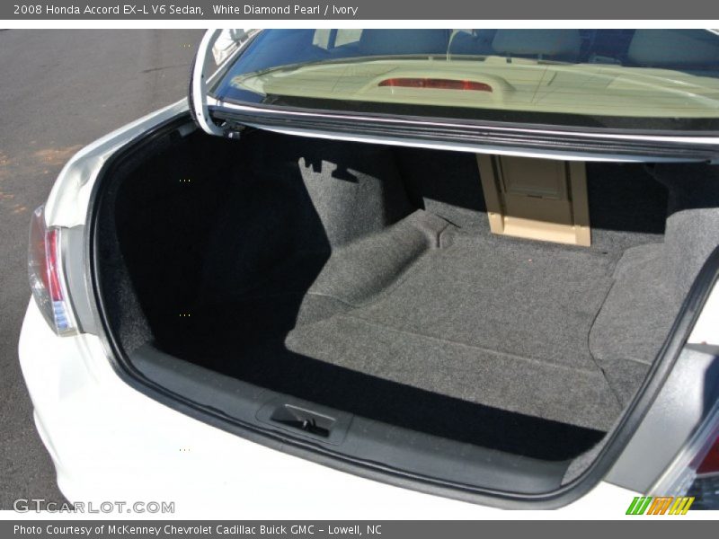 White Diamond Pearl / Ivory 2008 Honda Accord EX-L V6 Sedan