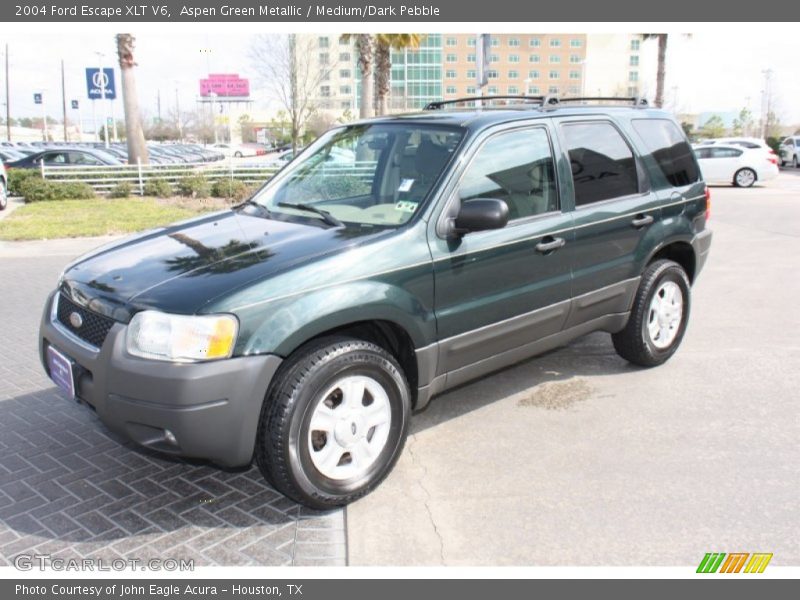 Front 3/4 View of 2004 Escape XLT V6