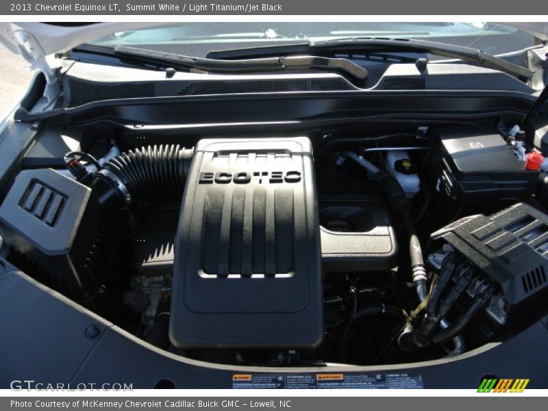 Summit White / Light Titanium/Jet Black 2013 Chevrolet Equinox LT