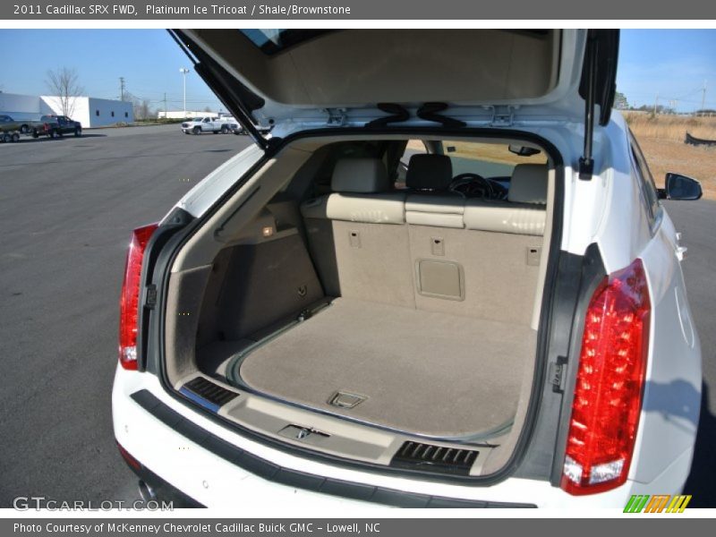 Platinum Ice Tricoat / Shale/Brownstone 2011 Cadillac SRX FWD