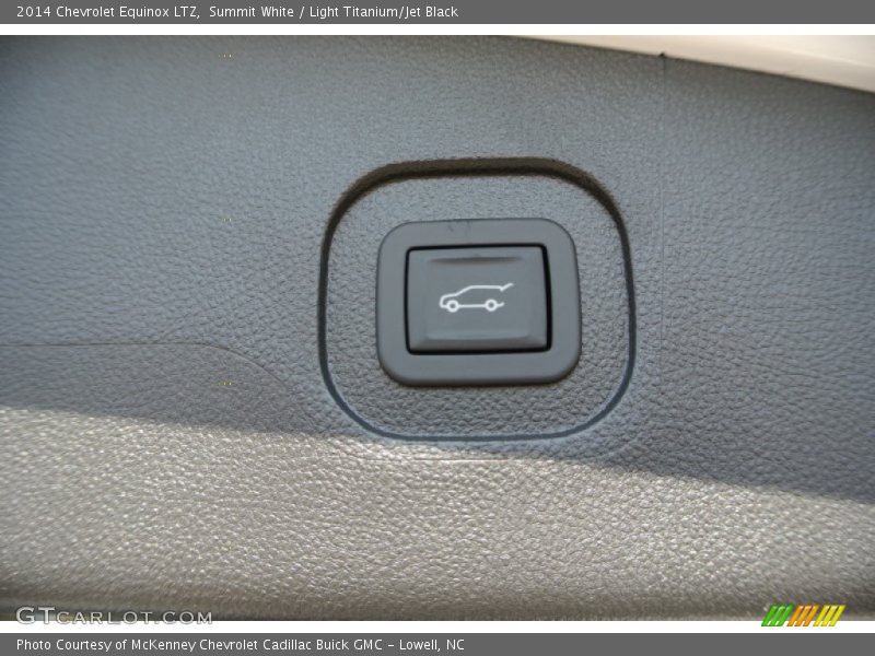 Summit White / Light Titanium/Jet Black 2014 Chevrolet Equinox LTZ