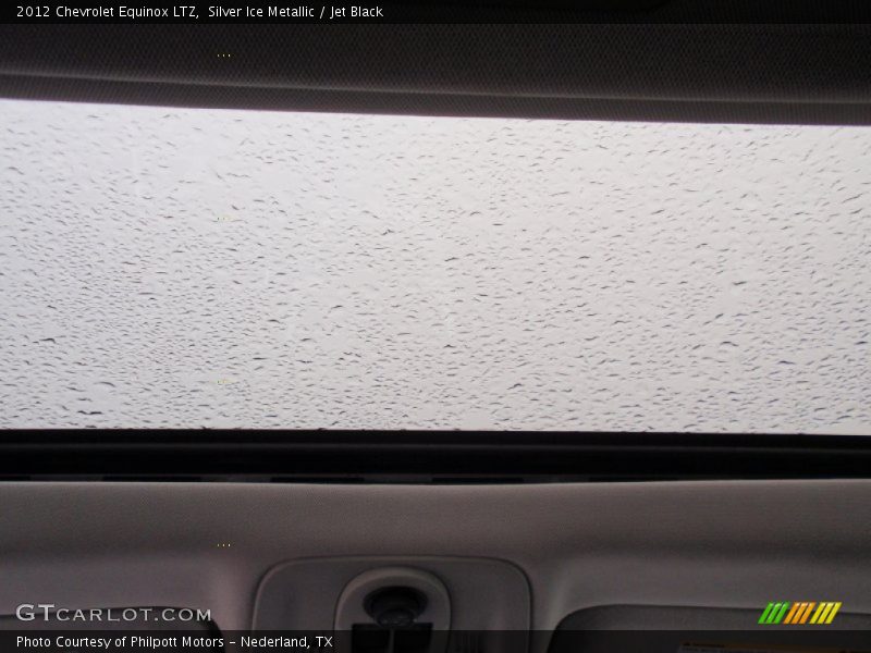 Silver Ice Metallic / Jet Black 2012 Chevrolet Equinox LTZ