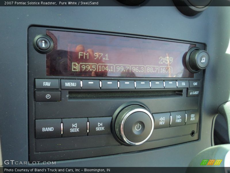 Audio System of 2007 Solstice Roadster