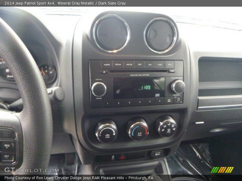 Mineral Gray Metallic / Dark Slate Gray 2014 Jeep Patriot Sport 4x4