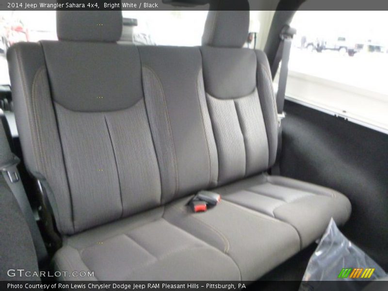 Bright White / Black 2014 Jeep Wrangler Sahara 4x4