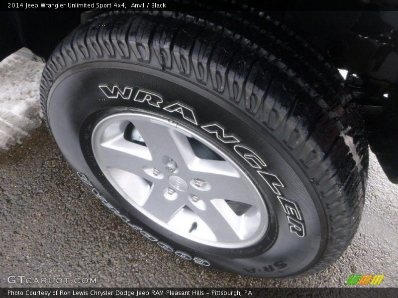 Anvil / Black 2014 Jeep Wrangler Unlimited Sport 4x4