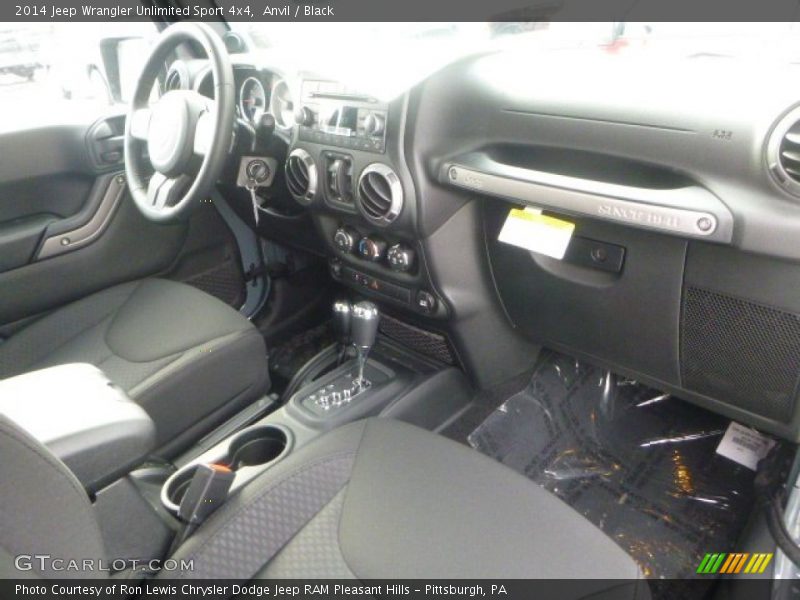 Anvil / Black 2014 Jeep Wrangler Unlimited Sport 4x4