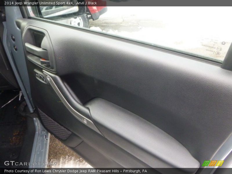 Anvil / Black 2014 Jeep Wrangler Unlimited Sport 4x4