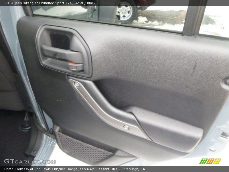 Anvil / Black 2014 Jeep Wrangler Unlimited Sport 4x4