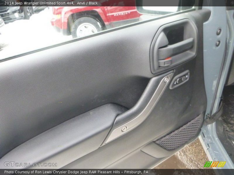 Anvil / Black 2014 Jeep Wrangler Unlimited Sport 4x4