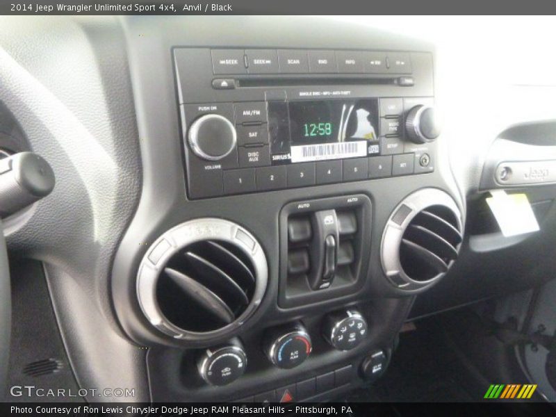 Anvil / Black 2014 Jeep Wrangler Unlimited Sport 4x4