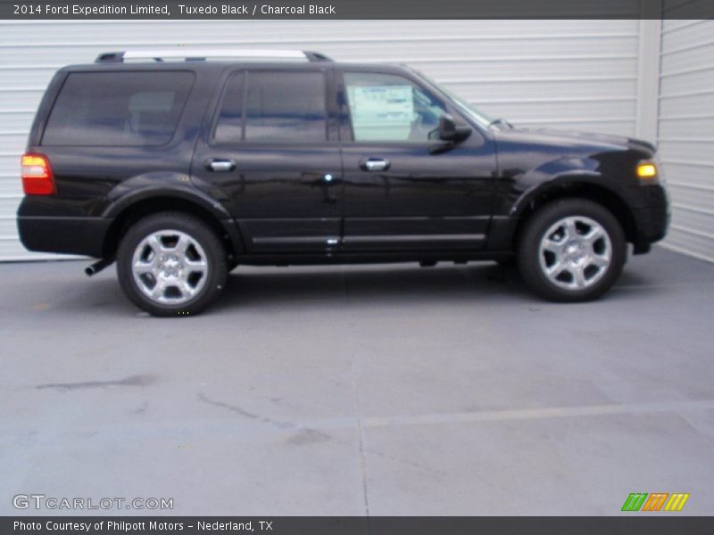 Tuxedo Black / Charcoal Black 2014 Ford Expedition Limited