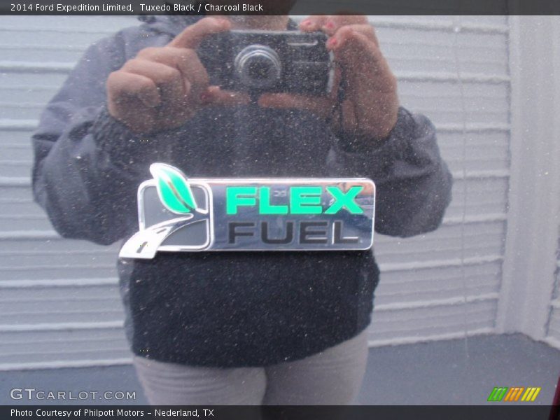 Tuxedo Black / Charcoal Black 2014 Ford Expedition Limited