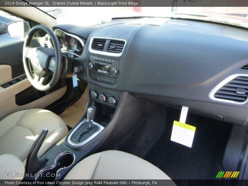 Granite Crystal Metallic / Black/Light Frost Beige 2014 Dodge Avenger SE