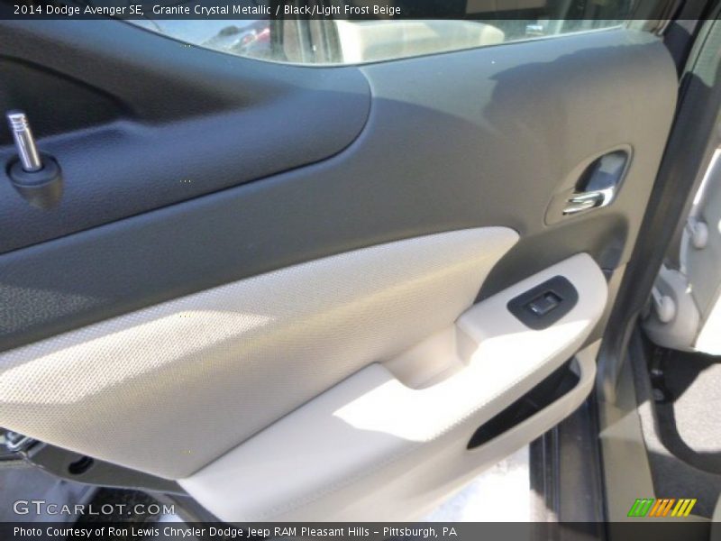 Granite Crystal Metallic / Black/Light Frost Beige 2014 Dodge Avenger SE