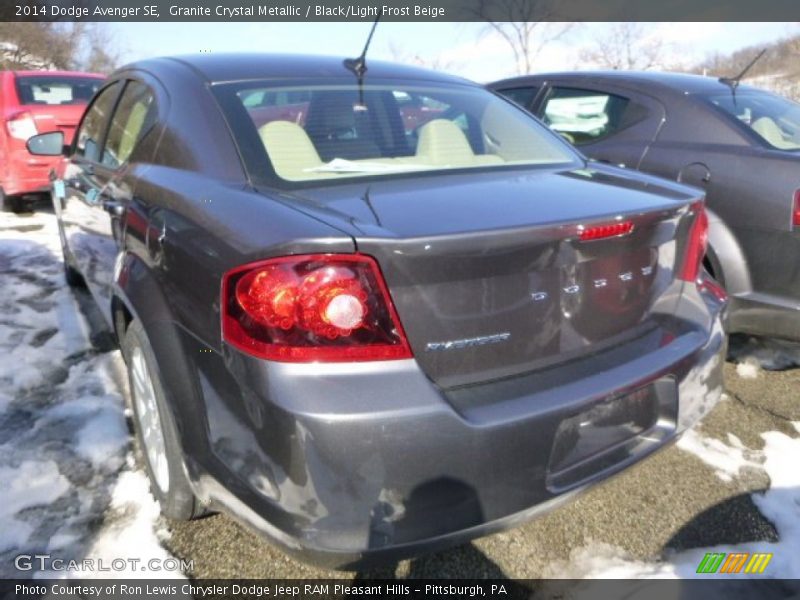 Granite Crystal Metallic / Black/Light Frost Beige 2014 Dodge Avenger SE