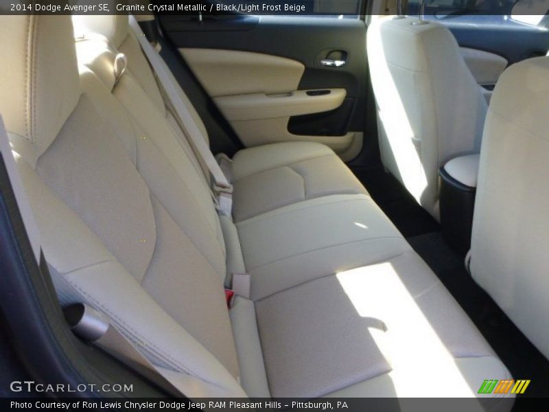Granite Crystal Metallic / Black/Light Frost Beige 2014 Dodge Avenger SE