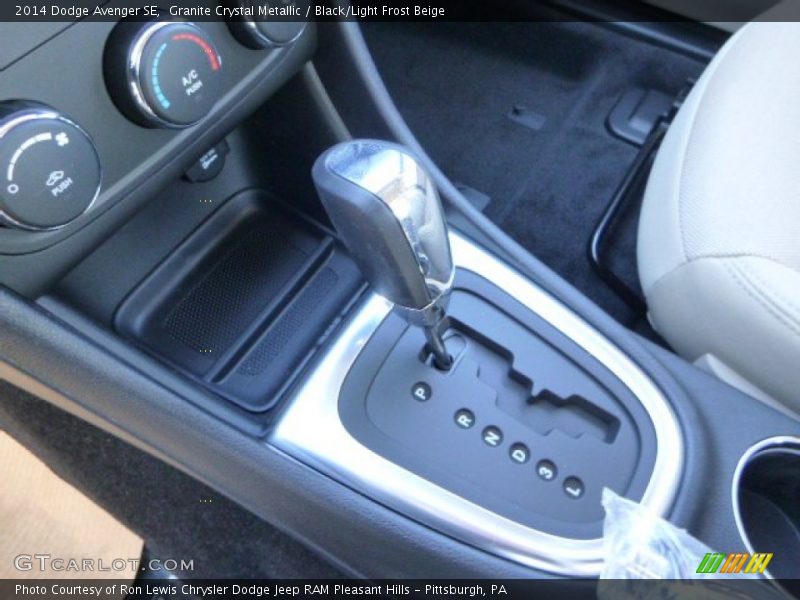 Granite Crystal Metallic / Black/Light Frost Beige 2014 Dodge Avenger SE