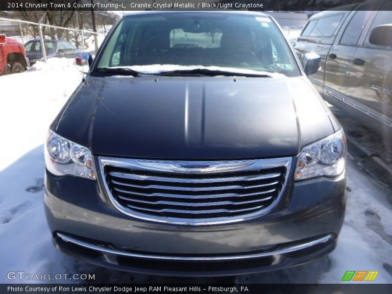 Granite Crystal Metallic / Black/Light Graystone 2014 Chrysler Town & Country Touring-L