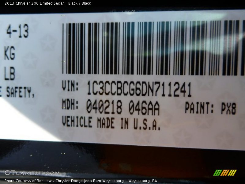 Black / Black 2013 Chrysler 200 Limited Sedan