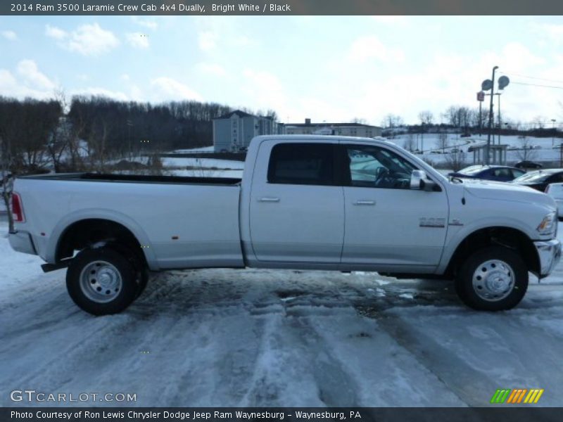 Bright White / Black 2014 Ram 3500 Laramie Crew Cab 4x4 Dually