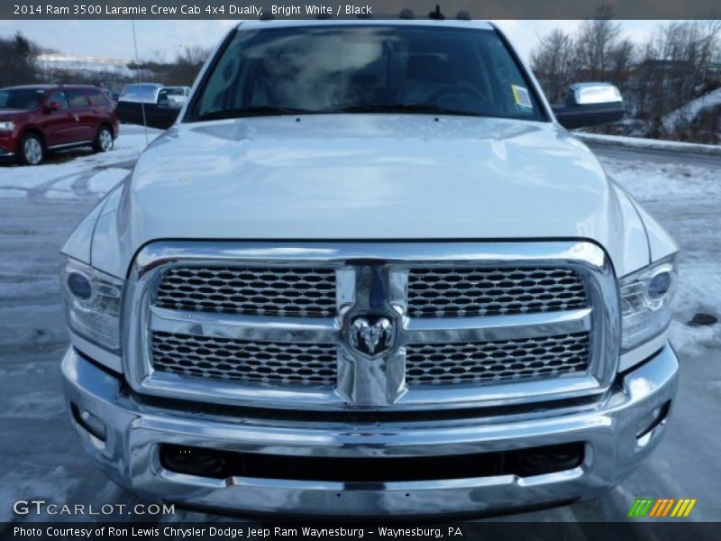 Bright White / Black 2014 Ram 3500 Laramie Crew Cab 4x4 Dually