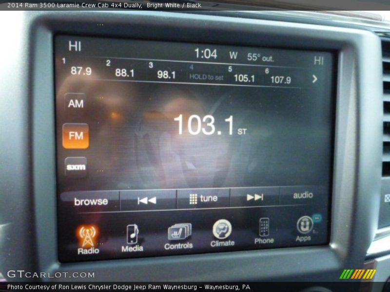 Bright White / Black 2014 Ram 3500 Laramie Crew Cab 4x4 Dually