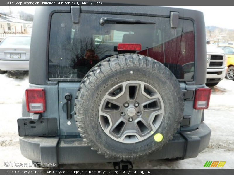Anvil / Black 2014 Jeep Wrangler Unlimited Rubicon 4x4