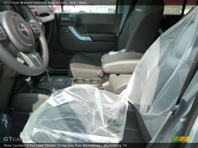 Anvil / Black 2014 Jeep Wrangler Unlimited Rubicon 4x4