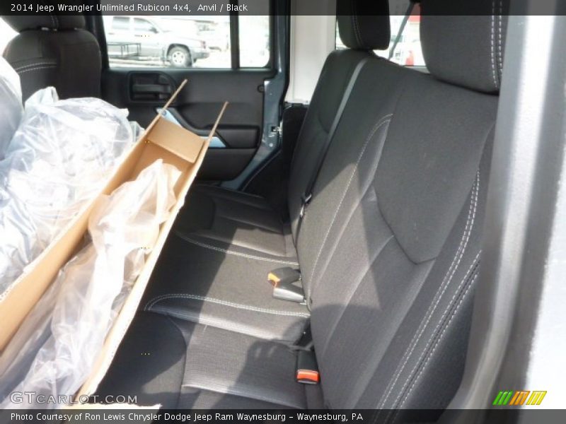 Anvil / Black 2014 Jeep Wrangler Unlimited Rubicon 4x4
