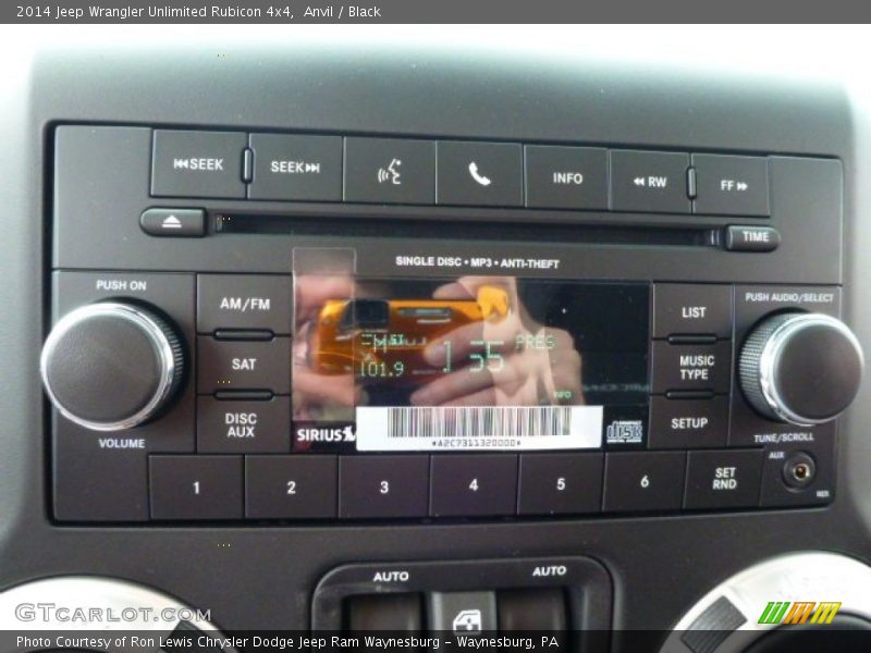 Anvil / Black 2014 Jeep Wrangler Unlimited Rubicon 4x4